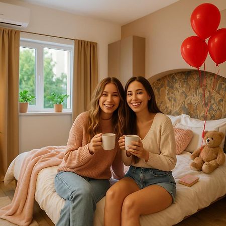 Cozy Studio Retreat - Quiet, Premium Stay Timisoara Luaran gambar