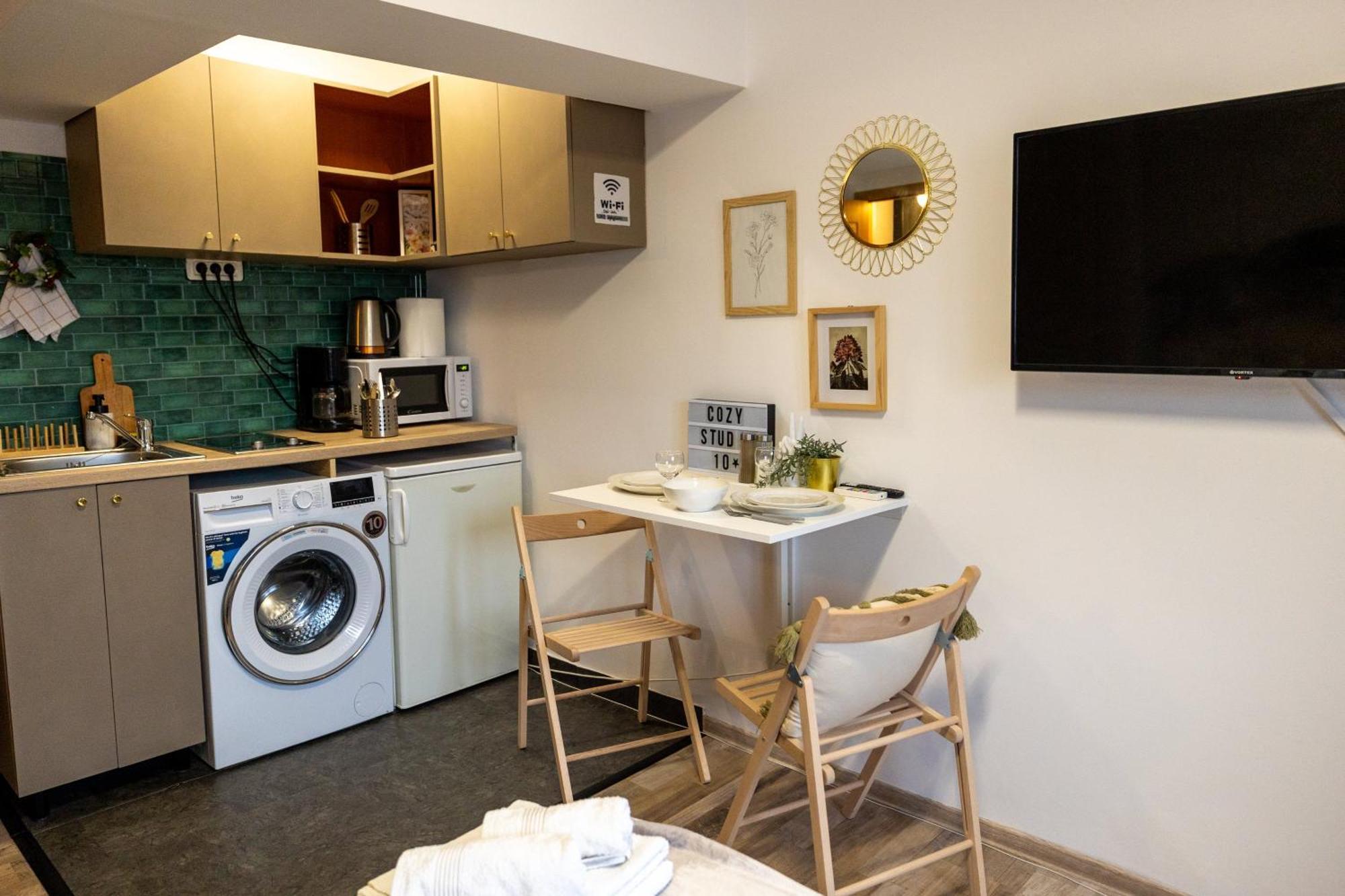 Cozy Studio Retreat - Quiet, Premium Stay Timisoara Luaran gambar
